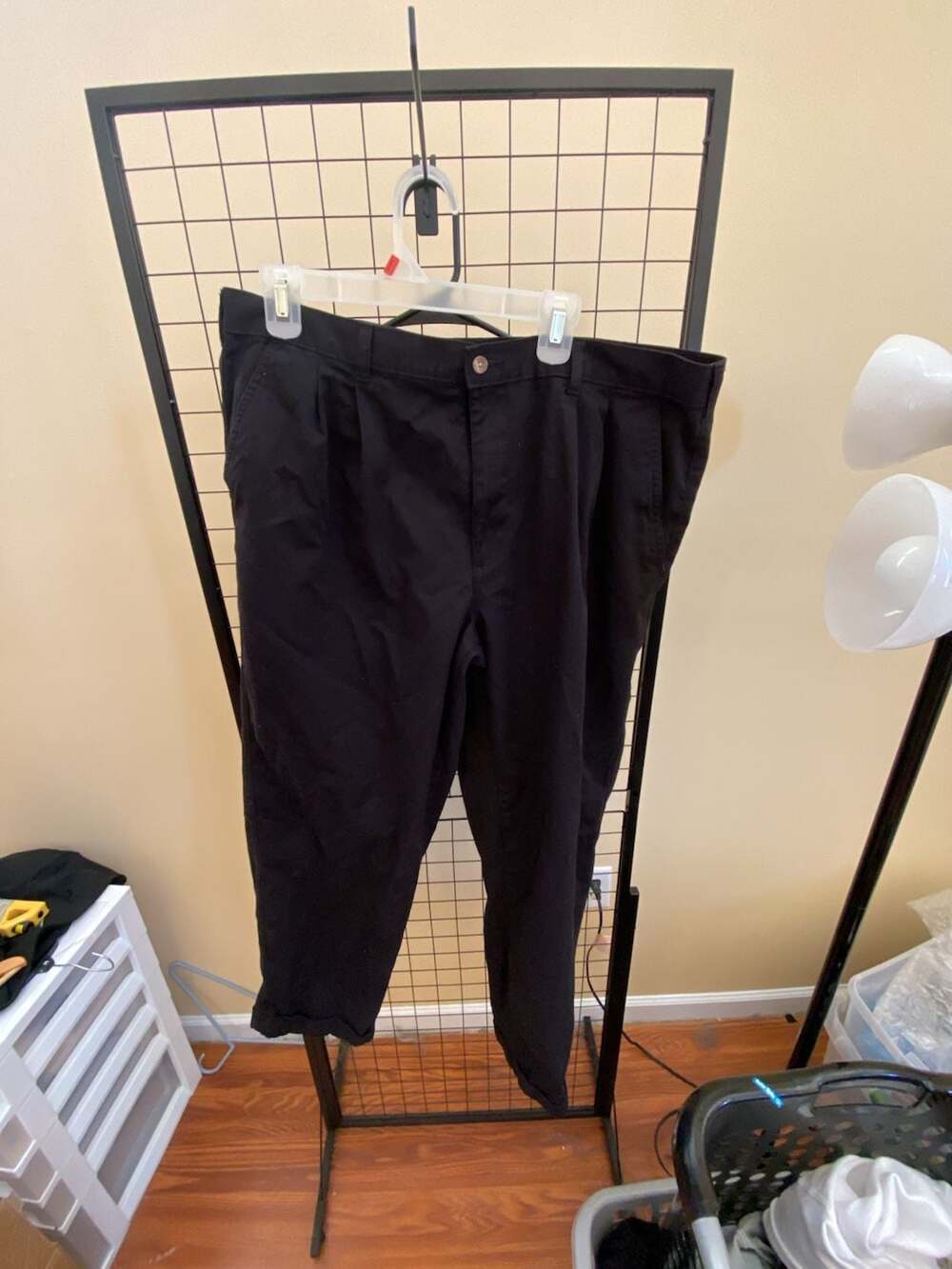 Puritan Men's Black Pleated Chino Pants Size 40W x 29L